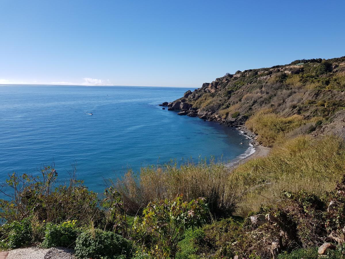 Villa - zeezicht, zwembad Nerja Buitenkant foto